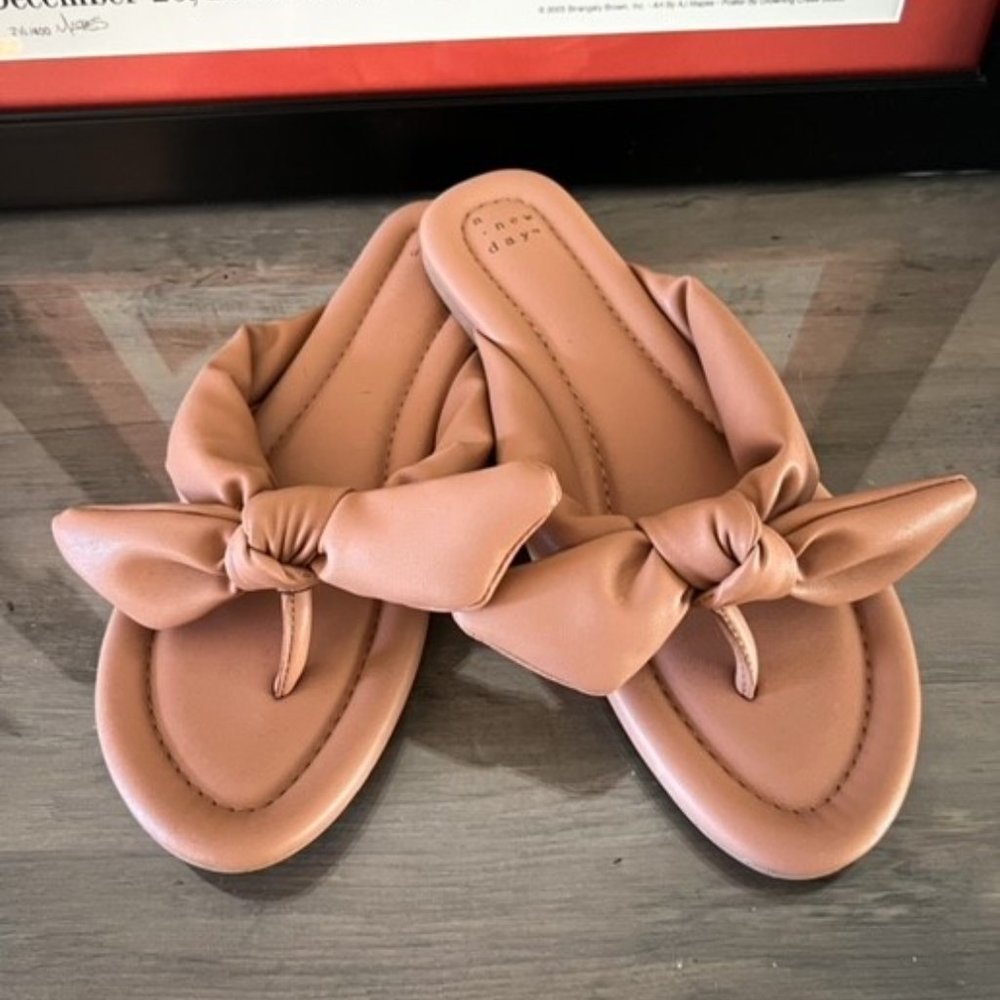 BRAND NEW Women's Adley Bow Flip Flop Sandals - A New Day